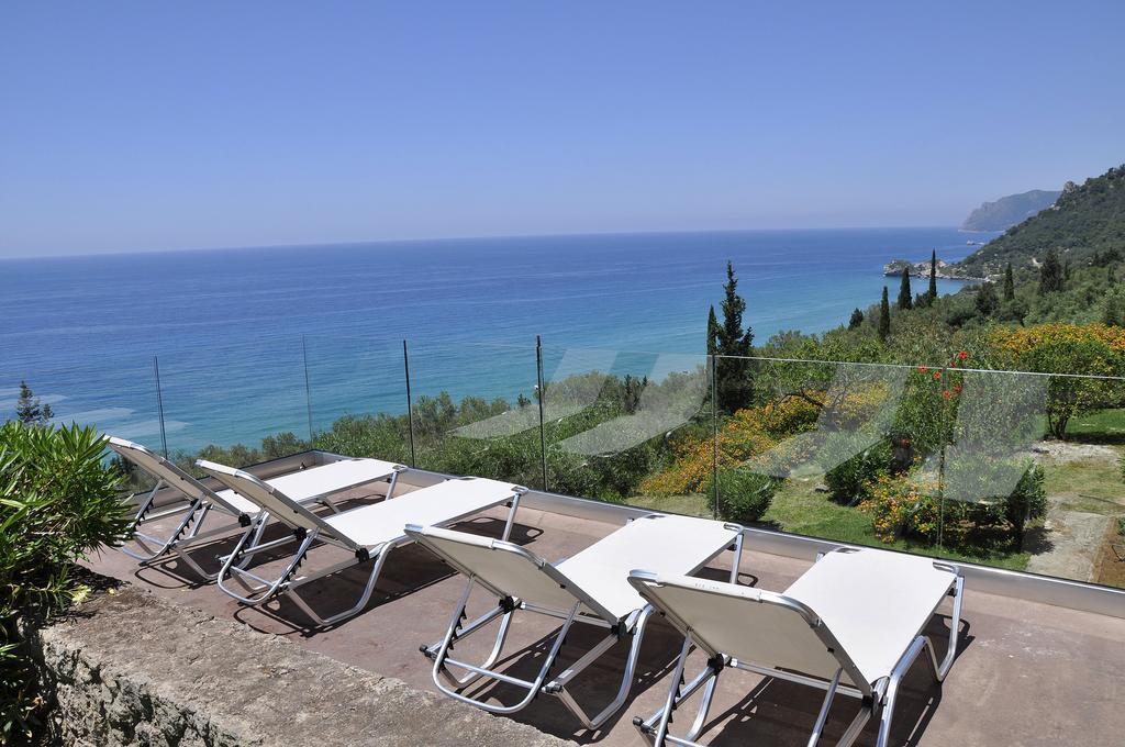 Pelagos Agios Gordios Apartment