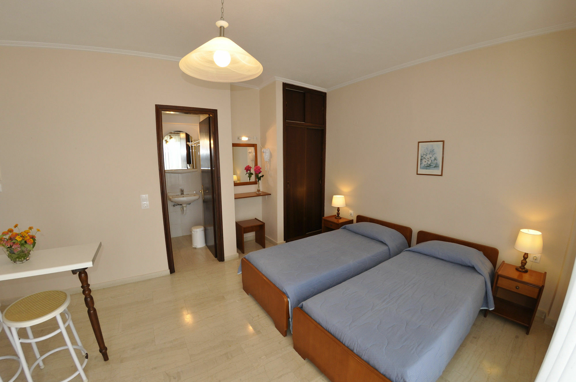 Pelagos Agios Gordios Apartment